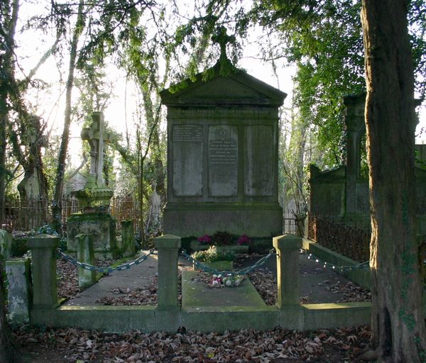Tombeau (stèle funéraire) des familles Froidure-Tellier-Froidure-Dufour