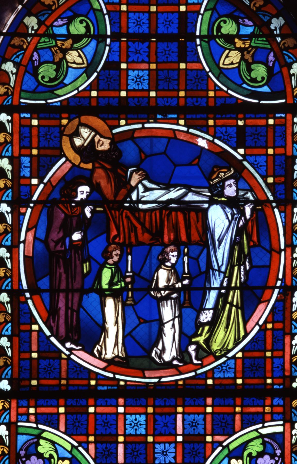 Ensemble des trois verrières du chœur (une verrière figurée et deux verrières figurées décoratives) : saint Médard, scènes de la vie de saint Médard