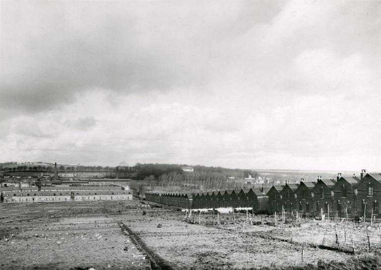 Cité ouvrière Saint Frères à Flixecourt, dite cité du Becquet ou de la rue Yves-Poiret