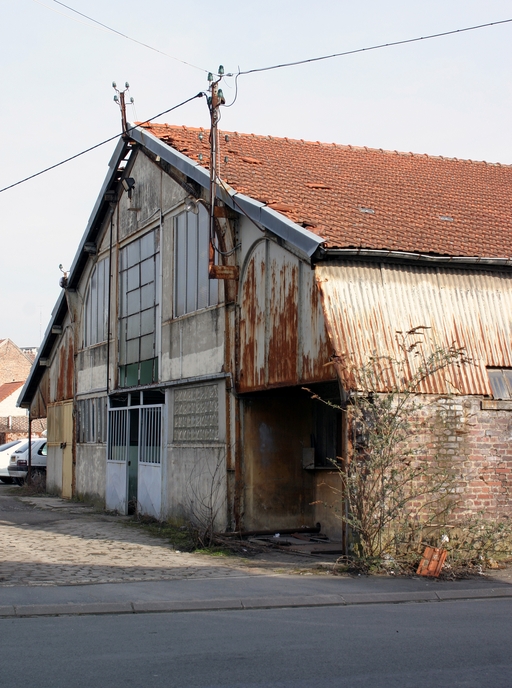 Ancienne usine de chaudronnerie et de construction métallique Bourleaux Fils, puis Construction Industrielle et Travaux en Fer de Saint-Quentin, usine de matériel d'équipement industriel Burton'Steel