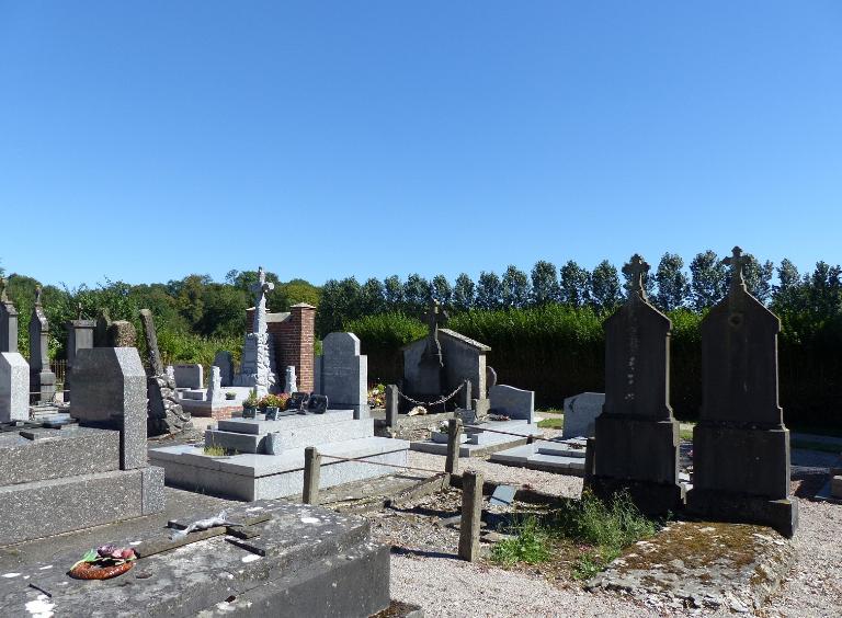 Le cimetière de Lahoussoye