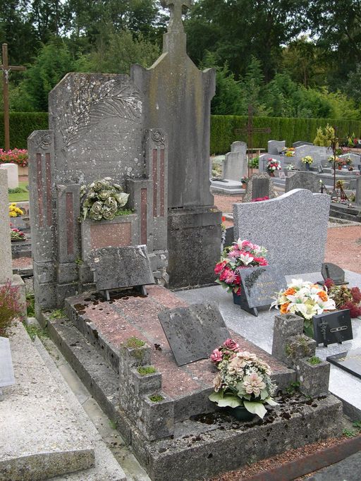 Cimetière communal de Salouël (ancien cimetière communal de Saleux-Salouël)