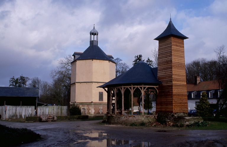 Ancien manoir, puis ferme du château à Bertangles