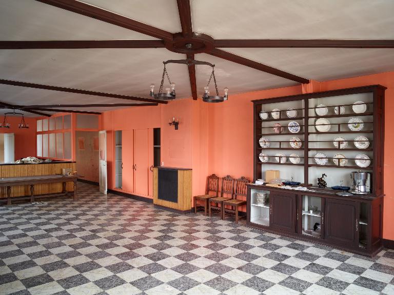 Ancien asile d'aliénés, puis hôpital psychiatrique, puis centre hospitalier spécialisé (CHS), dit établissement public de santé mentale des Flandres