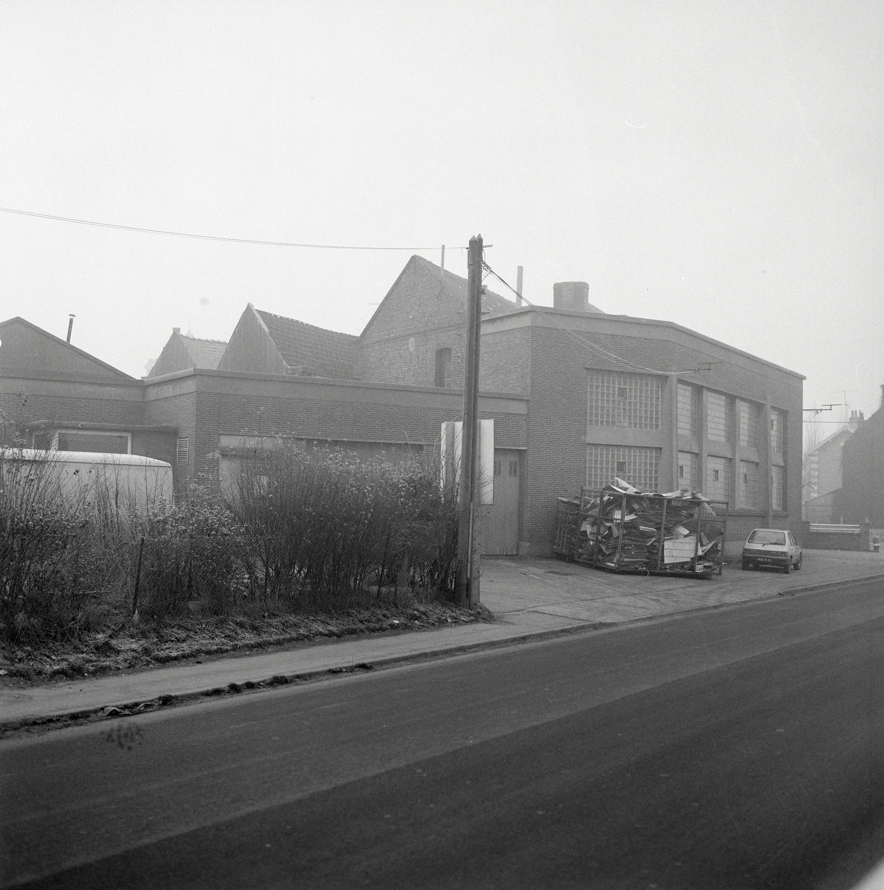 Usine Vandenbussche et Bouquillon, puis entrepôt industriel R.E.N.A., actuellement clinique vétérinaire