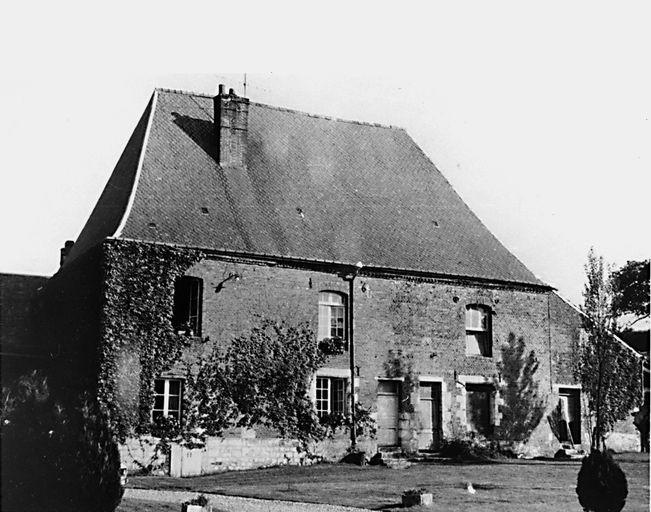 Ancien manoir du Coq-Vert à Logny-lès-Aubenton