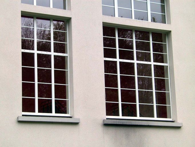École de filles, puis collège, actuellement immeuble à logements