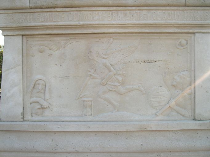 Enclos funéraire de la famille Demarcy-Bralant-Degouy