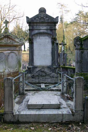 Tombeau (stèle funéraire) de la famille Lamarre-Padé