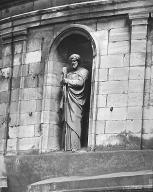 Dix statues (figures colossales) : les apôtres