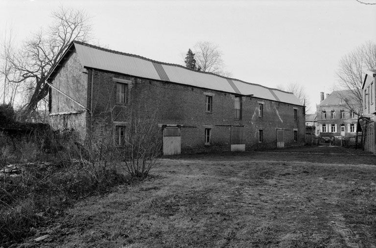 Ancien moulin et ancienne usine de bonneterie Lardière et Vandeputte, puis Jules Lardière, devenus usine de matériel d'équipement industriel J. Domisse