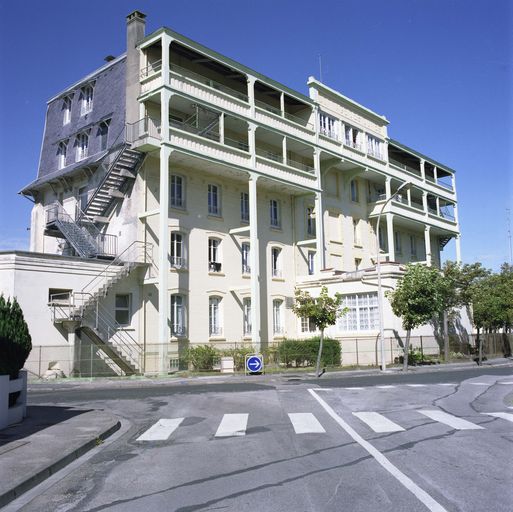 Ancien casino, dit des Lapins, puis hôtel de voyageurs et hôpital marin dit cottage des Dunes