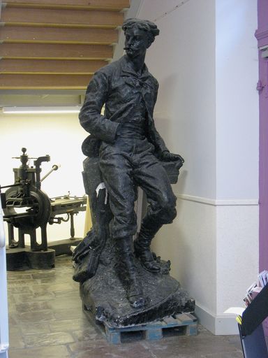 Statue d'Alphonse de Neuville