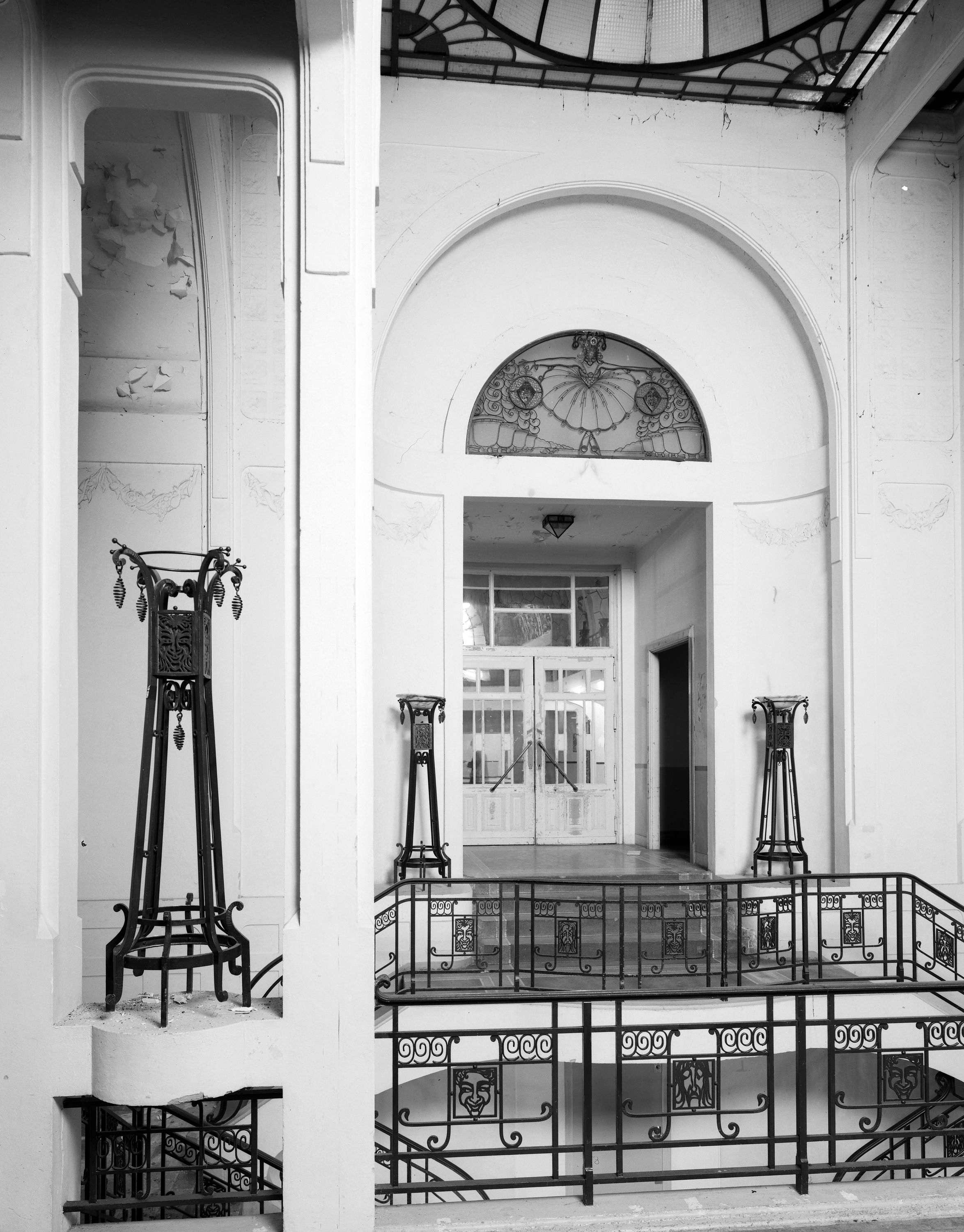 Ancienne chapelle du collège des Jésuites, puis salle des fêtes dite Salle Sthrau