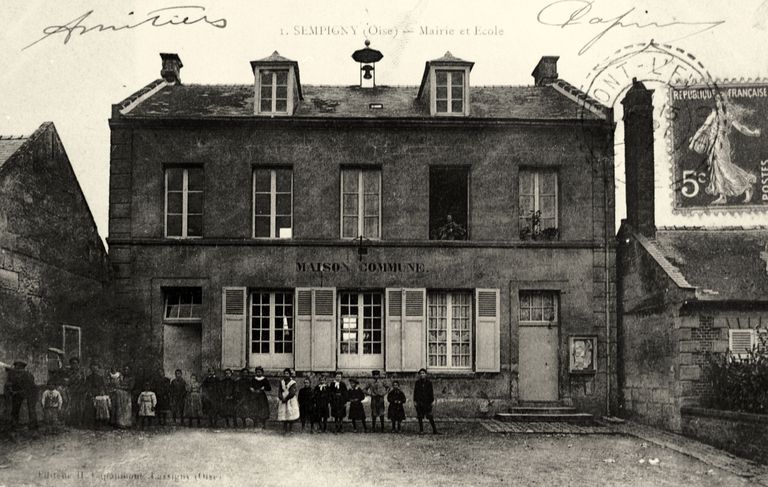 Mairie et école primaire de Sempigny