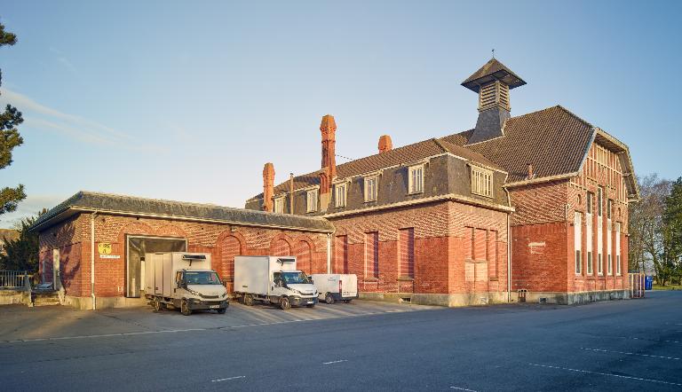 Ancien asile d'aliénés, puis hôpital psychiatrique, puis centre hospitalier spécialisé (CHS), dit établissement public de santé mentale des Flandres