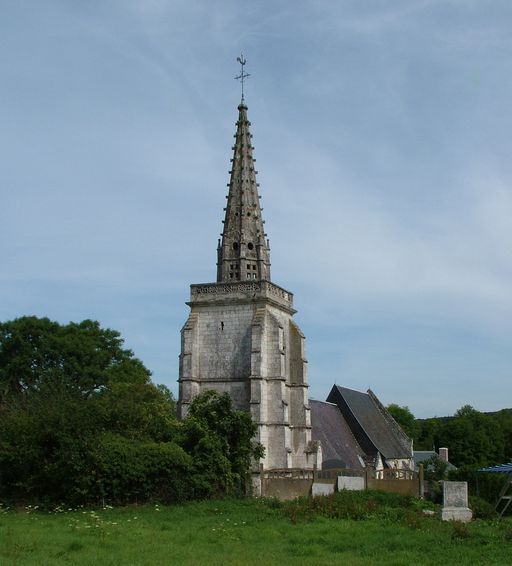 Église paroissiale Saint-Pierre et ancien cimetière de Bouchon