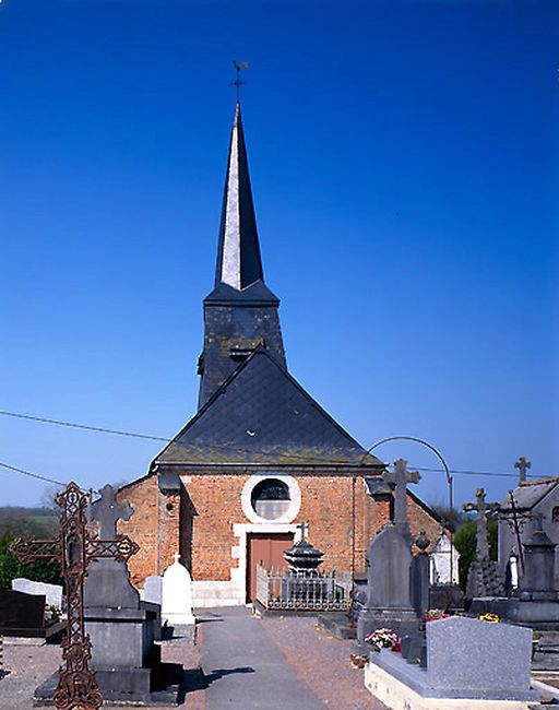 Eglise paroissiale et cimetière Saint-Nicolas de Beaumé