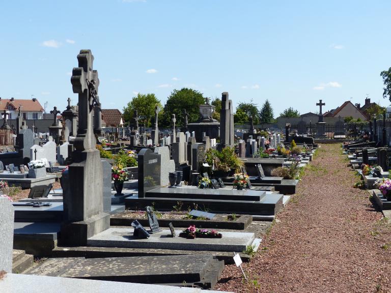 Cimetière communal de Villers-Bretonneux