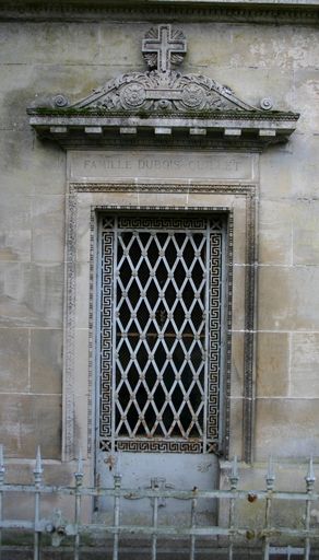 Tombeau (chapelle) de la famille Leclercq-Poulain, de la famille Cauët-Lefebvre et de la famille Dubois-Quillet