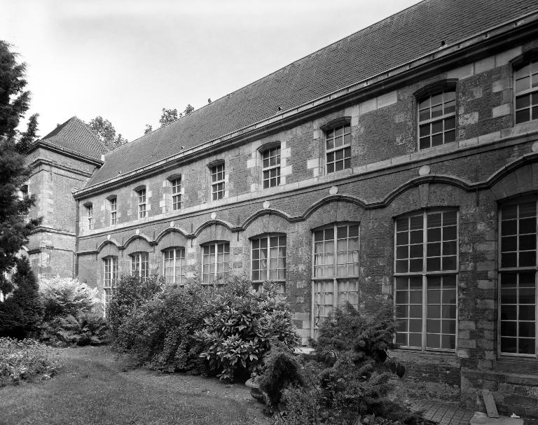 Ancien hospice Saint-Jean-Baptiste, dit hospice Gantois