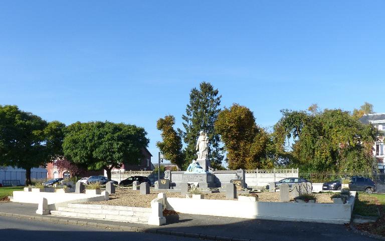 Monument aux morts de Chaulnes