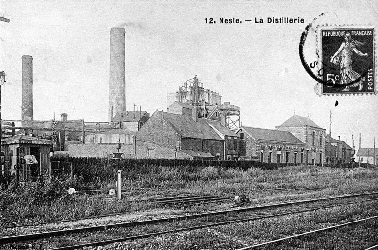 Ancienne distillerie d'alcool de betteraves de la Société Industrielle et Agricole de la Somme (SIAS), puis usine de produits agro-alimentaires Orsan