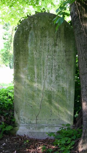 Tombeau (stèle funéraire) de la famille Dupont-Turmine