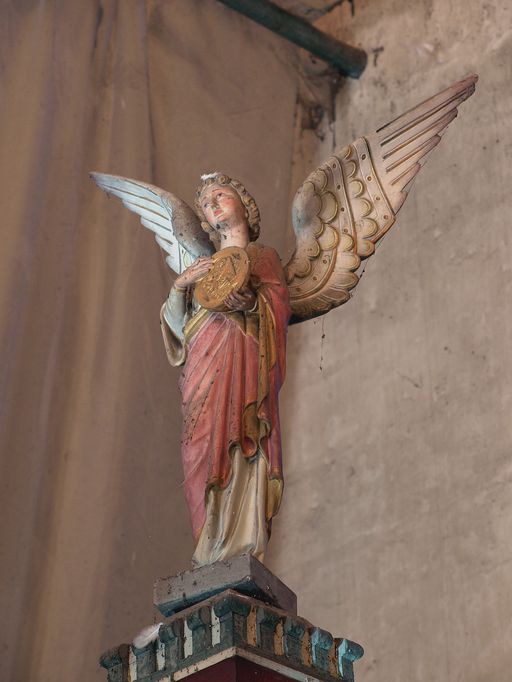 Autel de la chapelle latérale nord du choeur