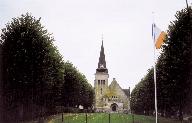 Eglise paroissiale et ancien cimetière (détruit) Saint-Médard à Fresnes-Mazancourt