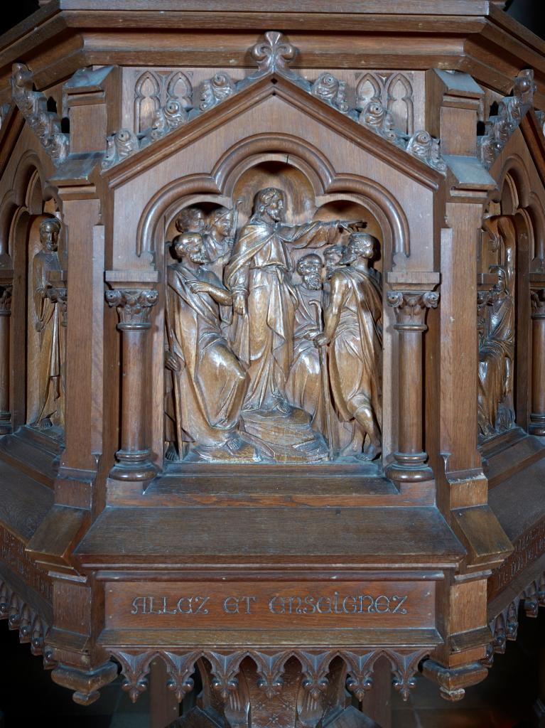 Chaire à prêcher de l'église Saint-Nicolas de Bapaume