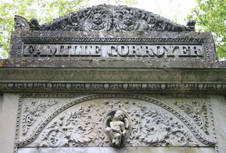 Monument sépulcral de la famille Corroyer