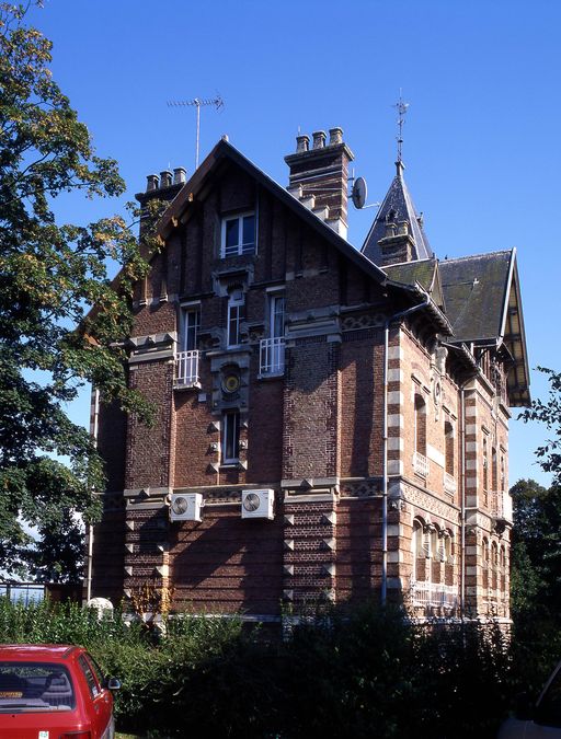 Ancienne maison de villégiature dite Le Romerel, devenue hôtel de voyageurs, dit Relais Guillaume de Normandie