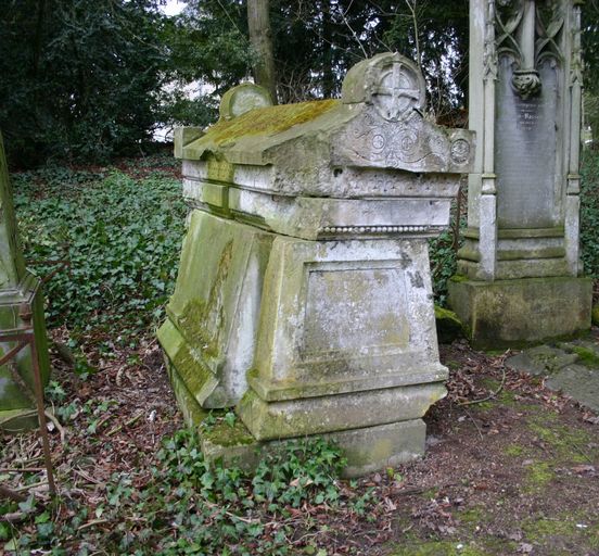 Tombeau (sarcophage) Dubois-Ducastel