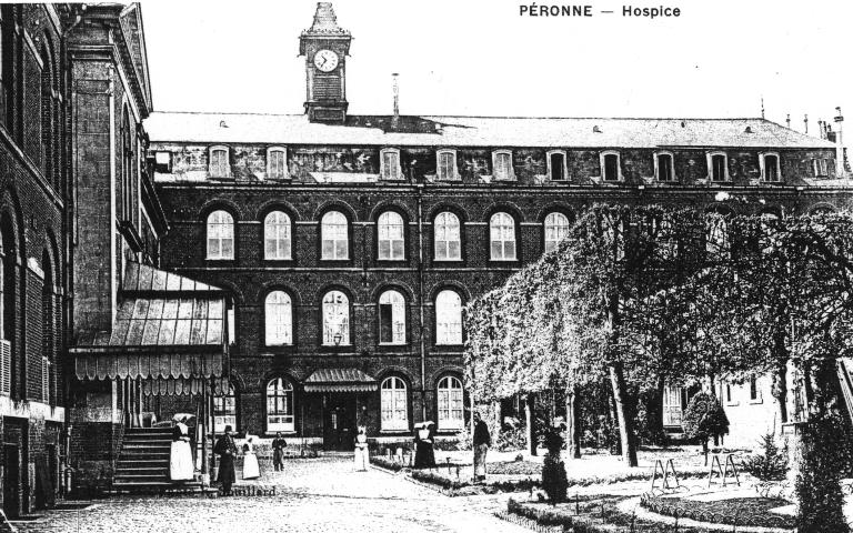 Groupe scolaire de Péronne (ancien hospice et ancienne gendarmerie)