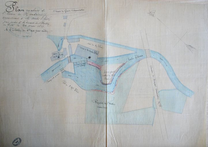 Ancien moulin à foulon et à blé Schillings, puis Gosse de Billy, devenu filature de laine Thiré, puis de Lucay, devenue usine de boutons Trannoy, puis usine de transformation des métaux dite Société des poudres métalliques Doral