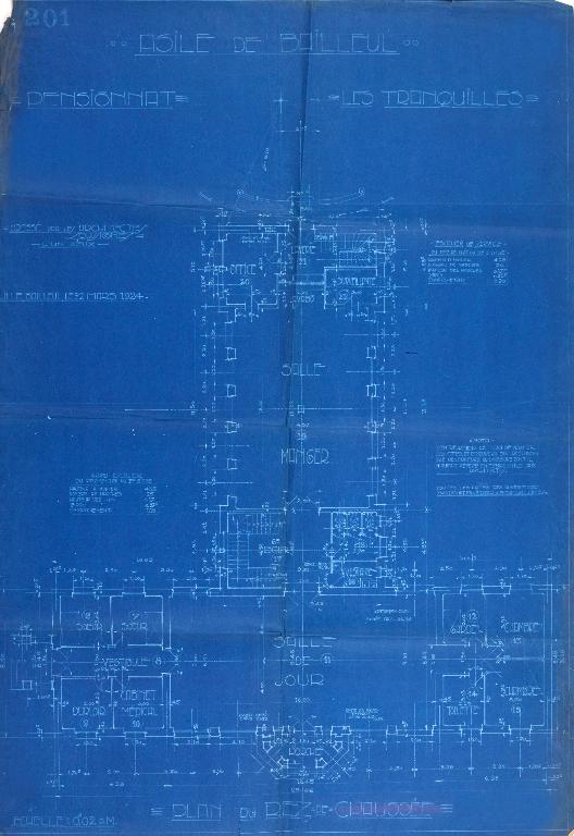 Ancien asile d'aliénés, puis hôpital psychiatrique, puis centre hospitalier spécialisé (CHS), dit établissement public de santé mentale des Flandres