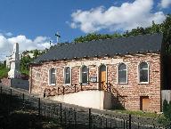 Ancienne école primaire de garçons de L’Étoile, devenue mairie-école, actuellement chapelle Sainte-Anne