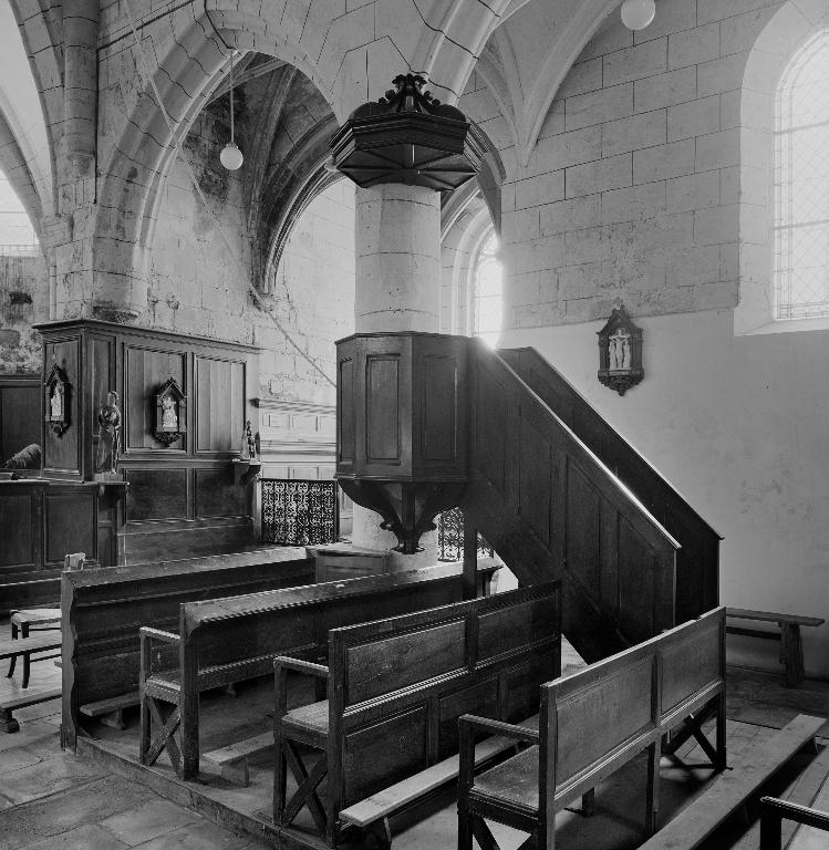 Le mobilier de l'église paroissiale Saint-Sulpice de Montgobert, dite actuellement Saint-Antoine-l'Ermite