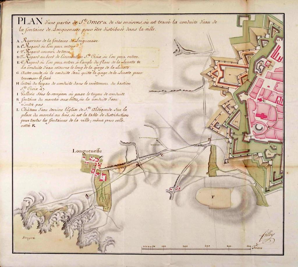 Plan d'une partie de Saint-Omer et de ses environs, établi en 1753. On y voit la ferme des Berceaux, qui semble alors ne compter que trois bâtiments en L réunis autour d'une cour carrée ouverte. Deux enclos sont figurés sur le plan par des traits noirs. Le bâtiment au sud de l’ensemble est la grange monastique. (Service Historique de la Défense, A.8, S.1 Saint-Omer, C.1, pièce n°35).
