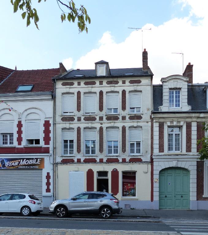 La rue Saint-Sauveur de Péronne