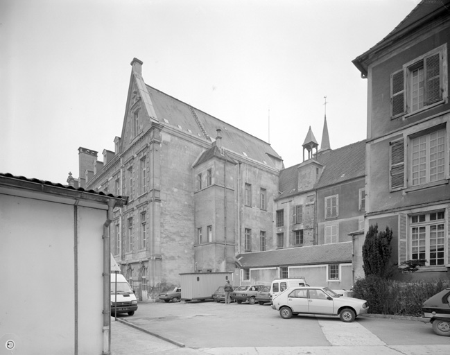 Hôtel-Dieu d'augustines