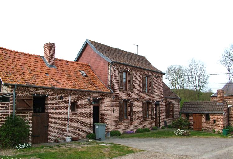 Les maisons et les fermes du Val de Nièvre