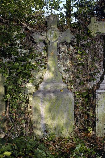 Tombeau (stèle funéraire) de la famille Leullier-Mercier