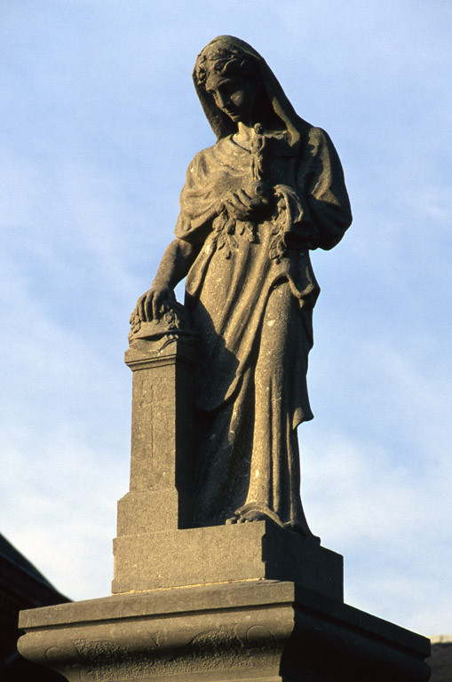 Monument aux morts de Boué