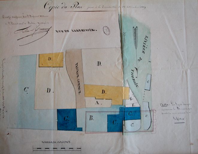 Ancienne filature de laine Lefèvre, puis Hindenbourg, puis Seillière, devenue usine d'isolateurs électriques en porcelaine Parvillée