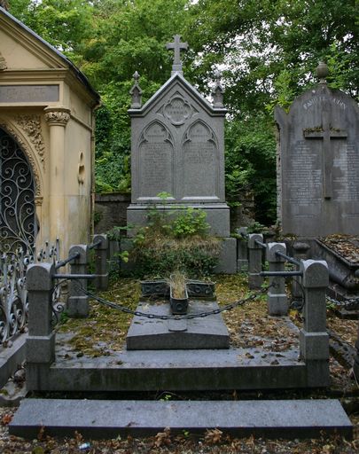 Tombeau (stèle funéraire) de la famille Terrien