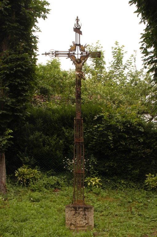 Croix de chemin à Vers-sur-Selles