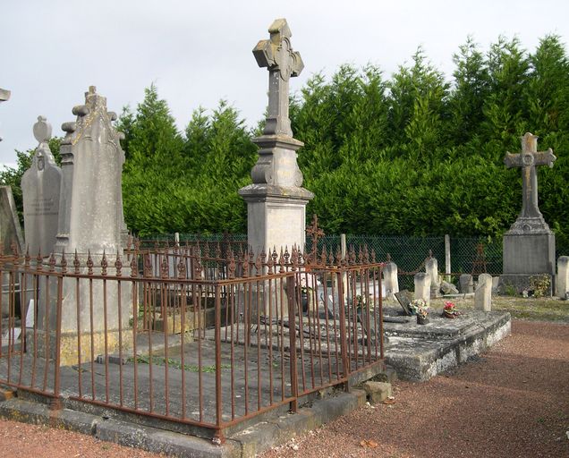 Cimetière communal de Salouël (ancien cimetière communal de Saleux-Salouël)