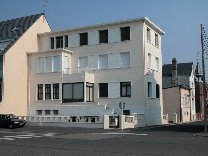 Immeuble (ancienne villa Neptune)